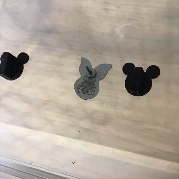 VTG Disney Park 2 Mickey Mouse Pin Trading Authentic Original Pin 2 Hidden Pins - Picture 5 of 7